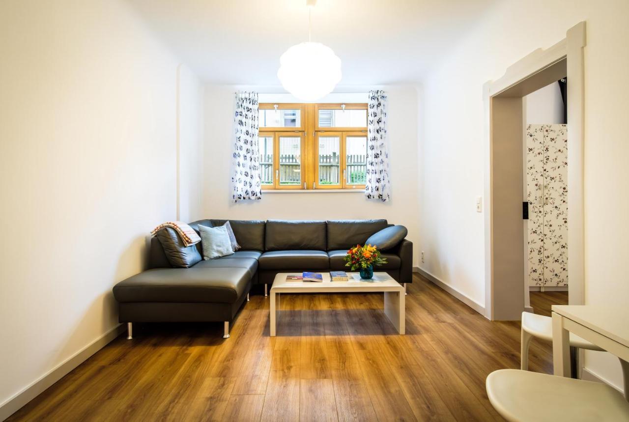 Wunderschoene Wohnung In Sanierter Villa! Incl Wifi Dresden Exterior photo