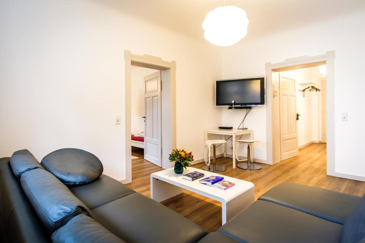 Wunderschoene Wohnung In Sanierter Villa! Incl Wifi Dresden Exterior photo
