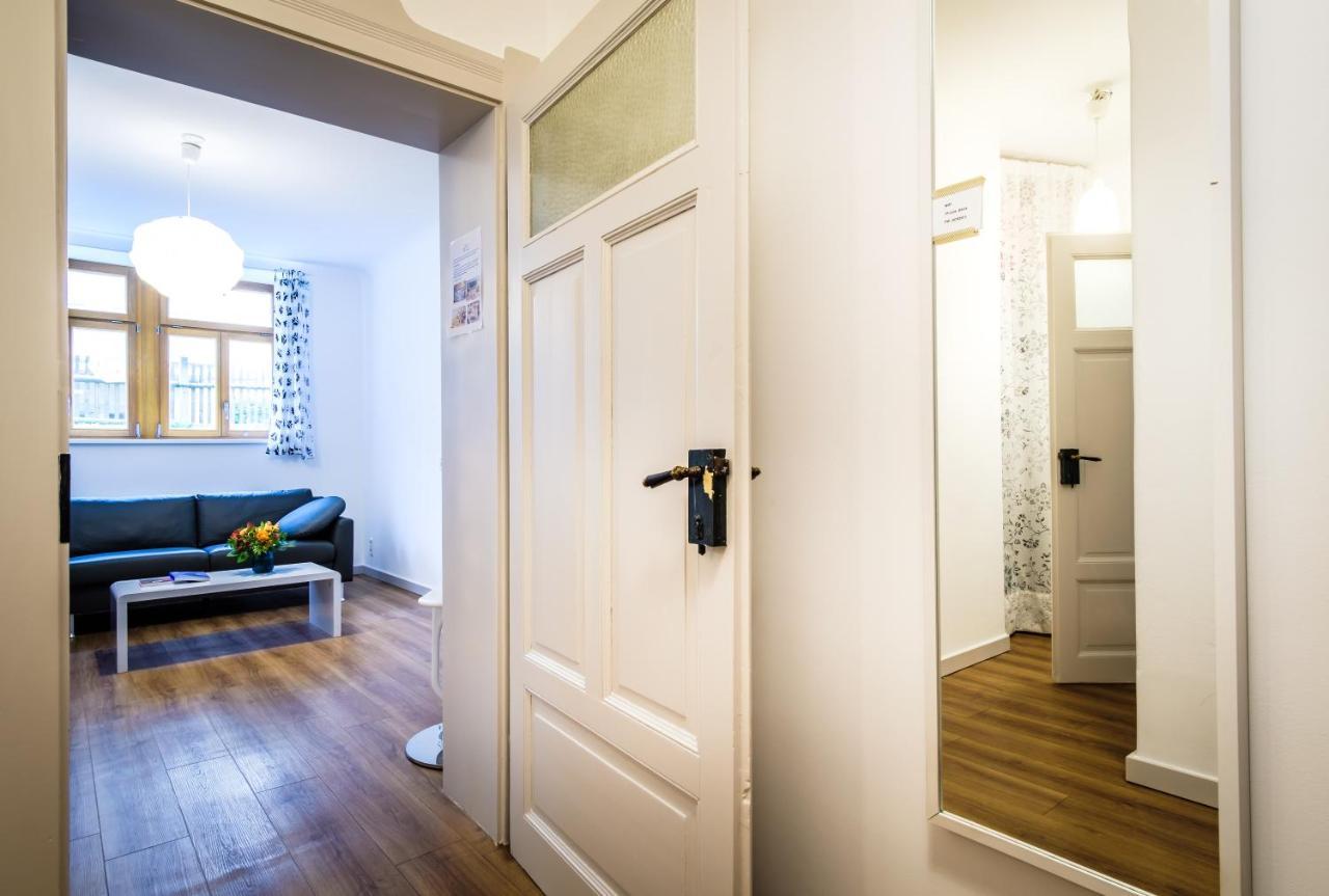 Wunderschoene Wohnung In Sanierter Villa! Incl Wifi Dresden Exterior photo